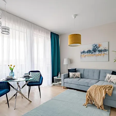 Waterfront Luxury - Paid Parking Option Budapest