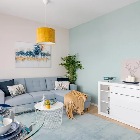Waterfront Luxury - Paid Parking Option Vila *